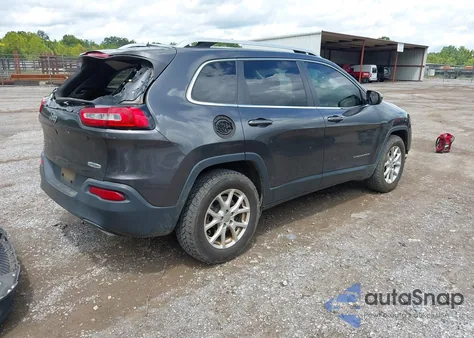 2016 Jeep Cherokee Latitude z USA, uszkodzony, nr VIN 1C4PJMCS0GW345925